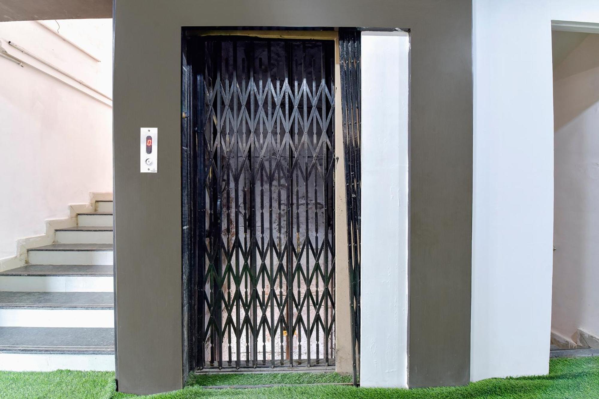 Fabhotel Star Ahmedabad Exterior foto